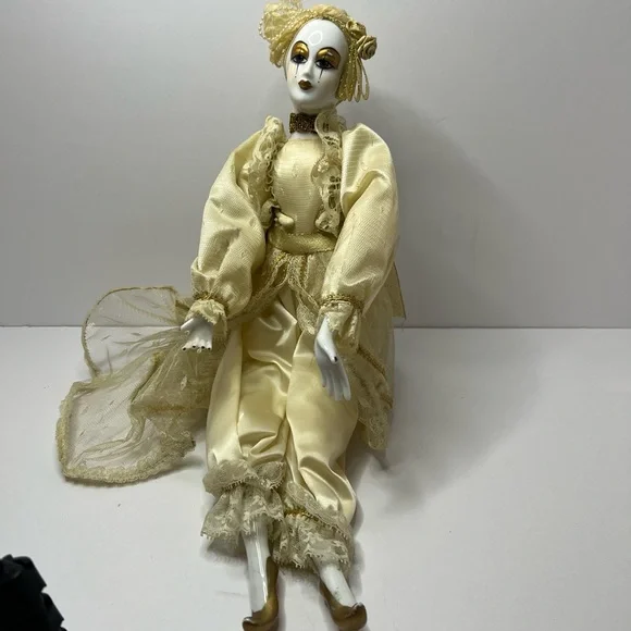 KINGSTATE harlequin/ jester “Lacy Lady” Porcelain Doll Vintage
